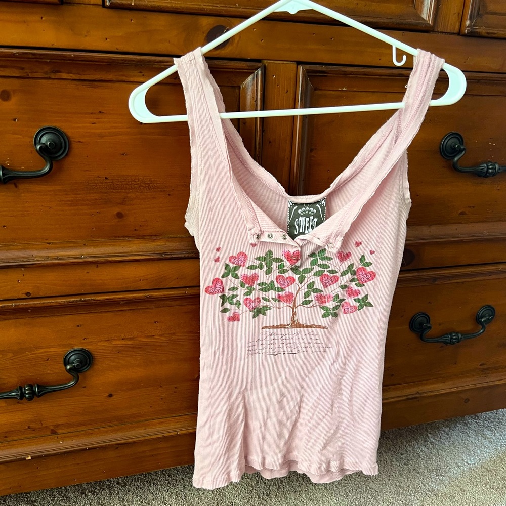 Medium tank top